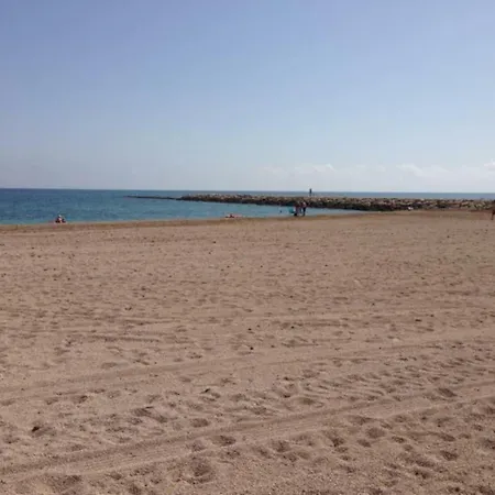 Oasis Beach * デニア